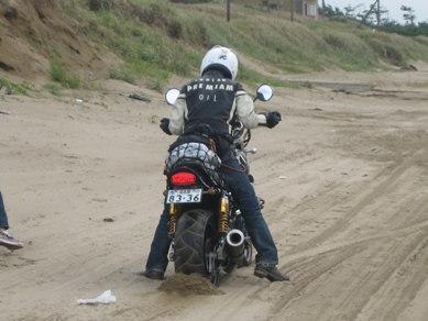 千里浜田中さん1